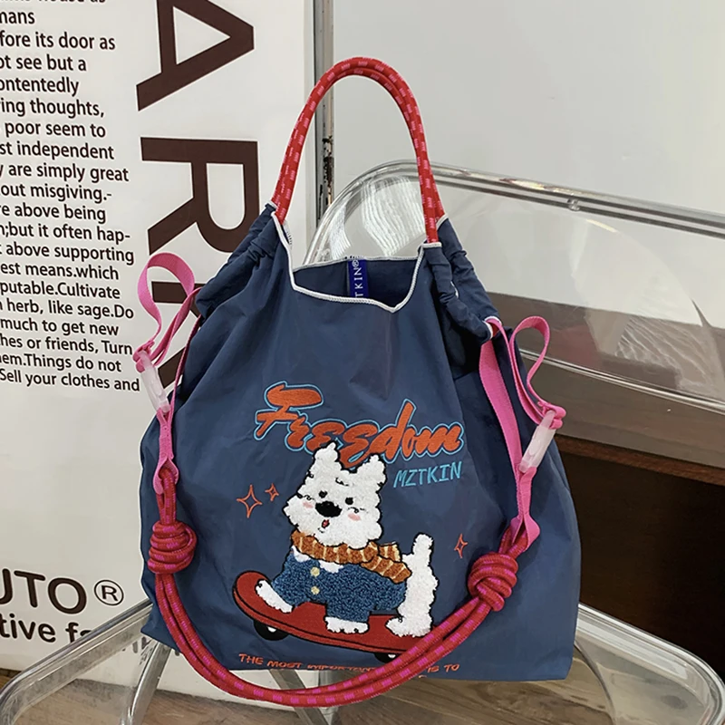 カートゥーンデザインの刺繍エコバッグ【ショッピング・ナイロン・肩掛け】