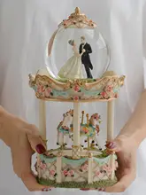 結婚祝いに最適！高級回転メリーゴーランド音楽ボックス【クリスタルボール・ギフト用】
