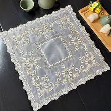 レースのテーブルマット ティー用品 ティートレイ 花瓶 木製家具 滑り止めマット 多機能カバー ダストクロス アクセサリークロス