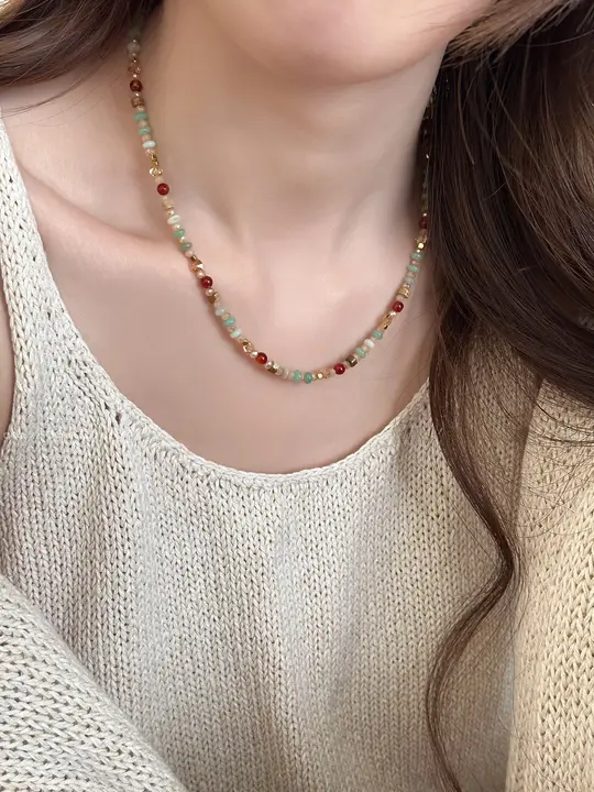 夏用カラフルな水晶ビーズネックレス【ハイエンドデザイン・デコルテチェーン・女性用】