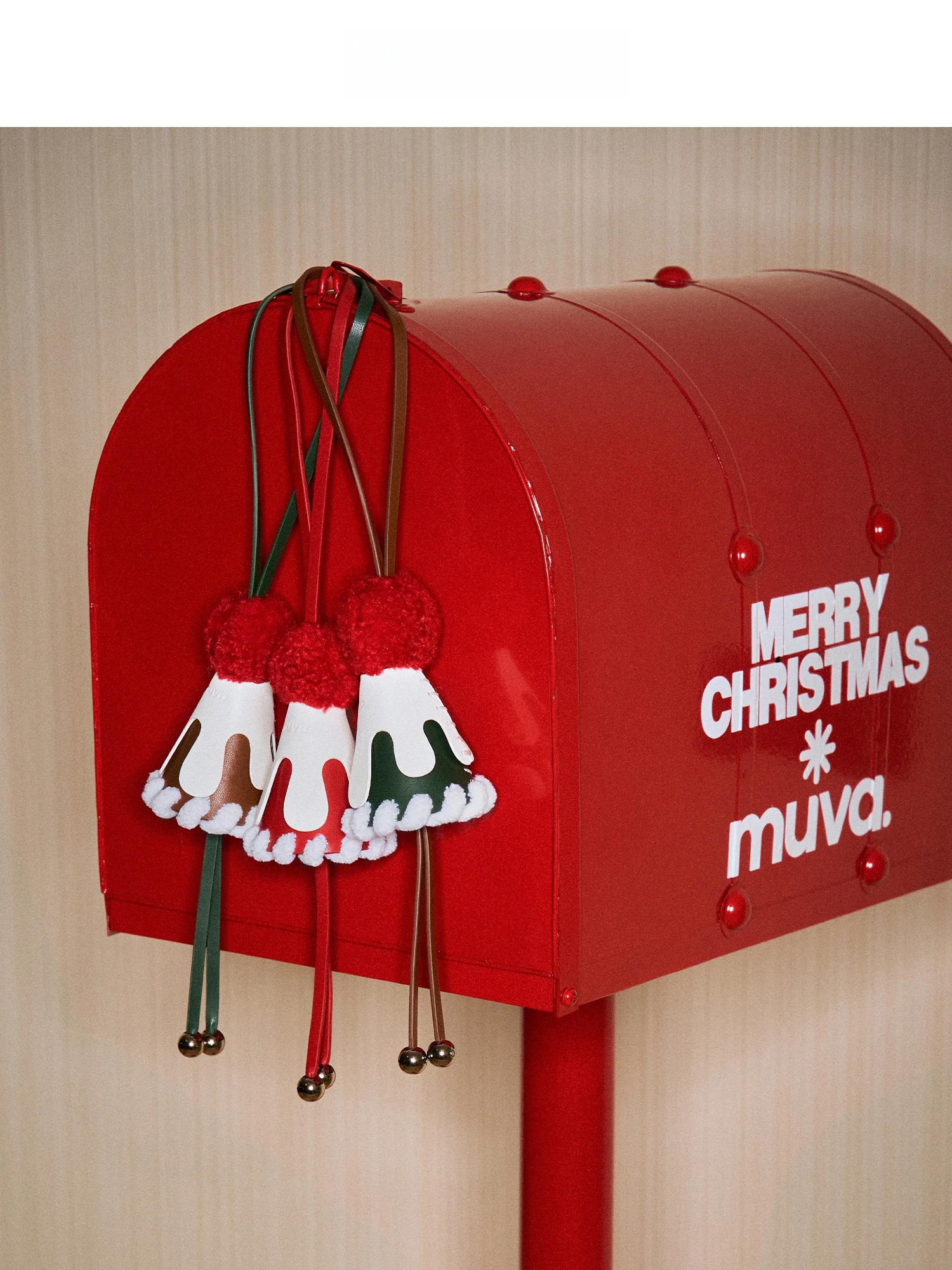 クリスマスオーナメントを手作りするなら、このバッグチャームが一番おすすめ？