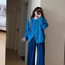 青色のフェイクミンクニットカーディガン【秋冬用・極上の柔らかさ・カジュアルスタイル】