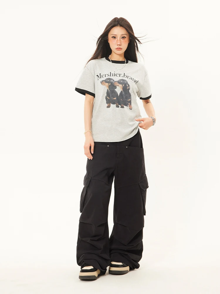 アメリカンレトロスタイルの小犬プリント半袖Tシャツ：カジュアルファッションに最適なデザインと実用性
