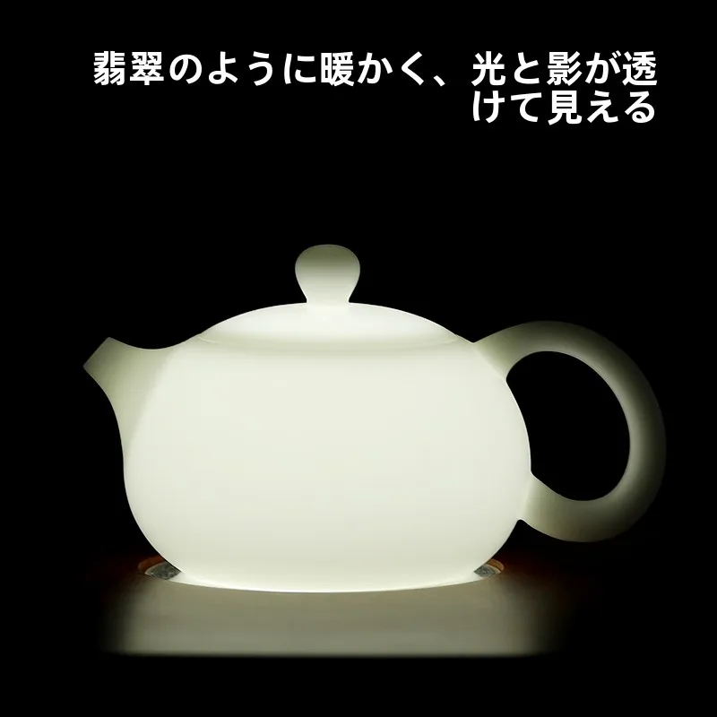 おうち時間を豊かにするおすすめアイテム｜白磁の回転式アイスグレータンニャチポットが提供する心の余白