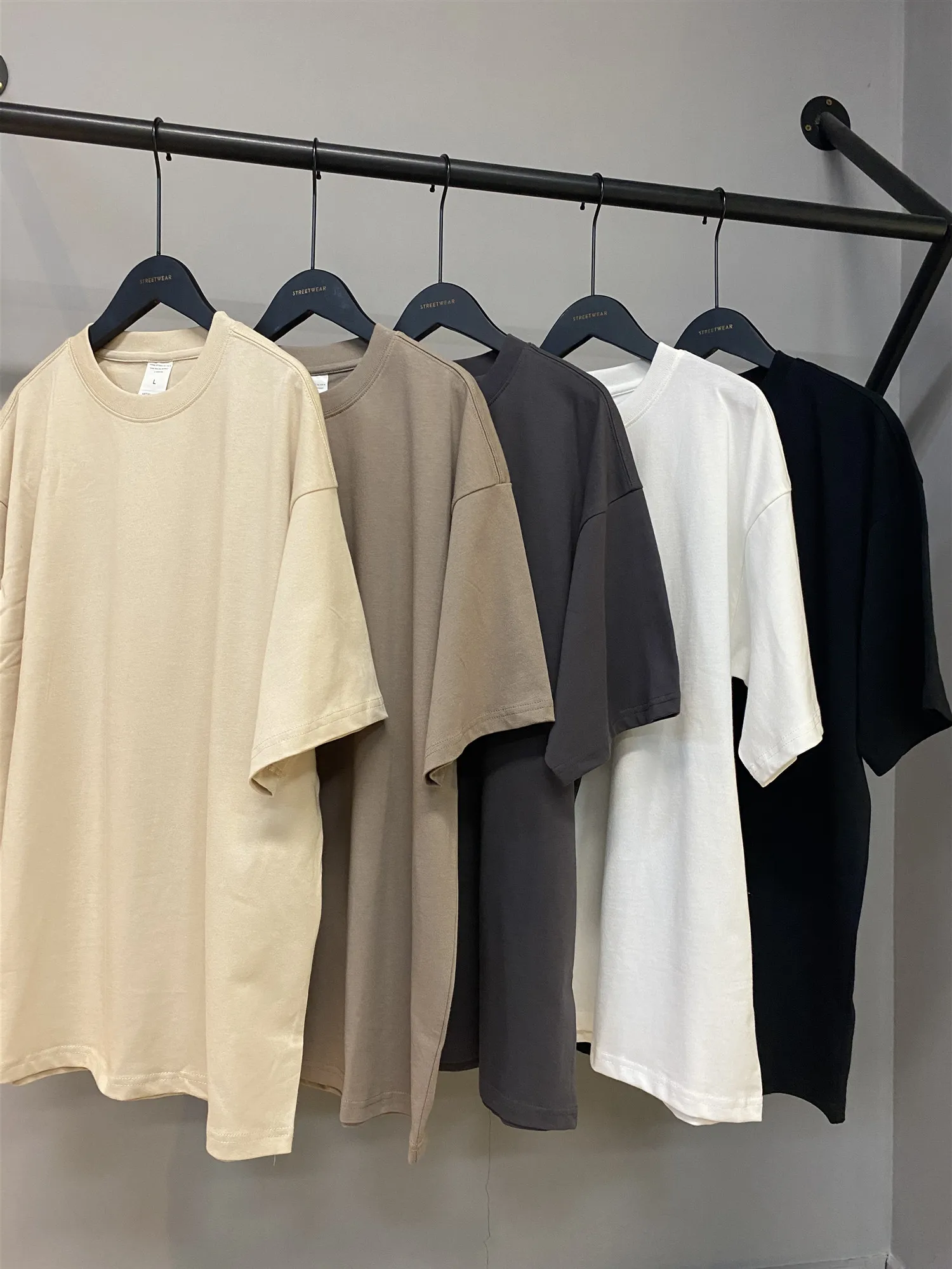 春コーデ メンズの選び方｜オーバーサイズTシャツで失敗しない自然なスタイルを徹底解説