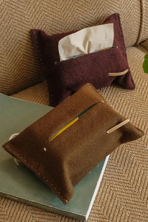羊毛製 ハンドメイド ティッシュボックス【抽象デザイン】