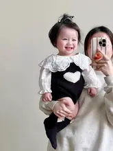 秋用ベビー服 レース付き大きな襟の黒いサロペットおむつ ハロウィン風（セットアップ対応）