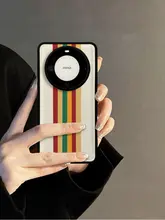 カラフルなストライプのスマートフォンケース【腕 strap付き・Huawei Mate80対応・高級感あるデザイン】