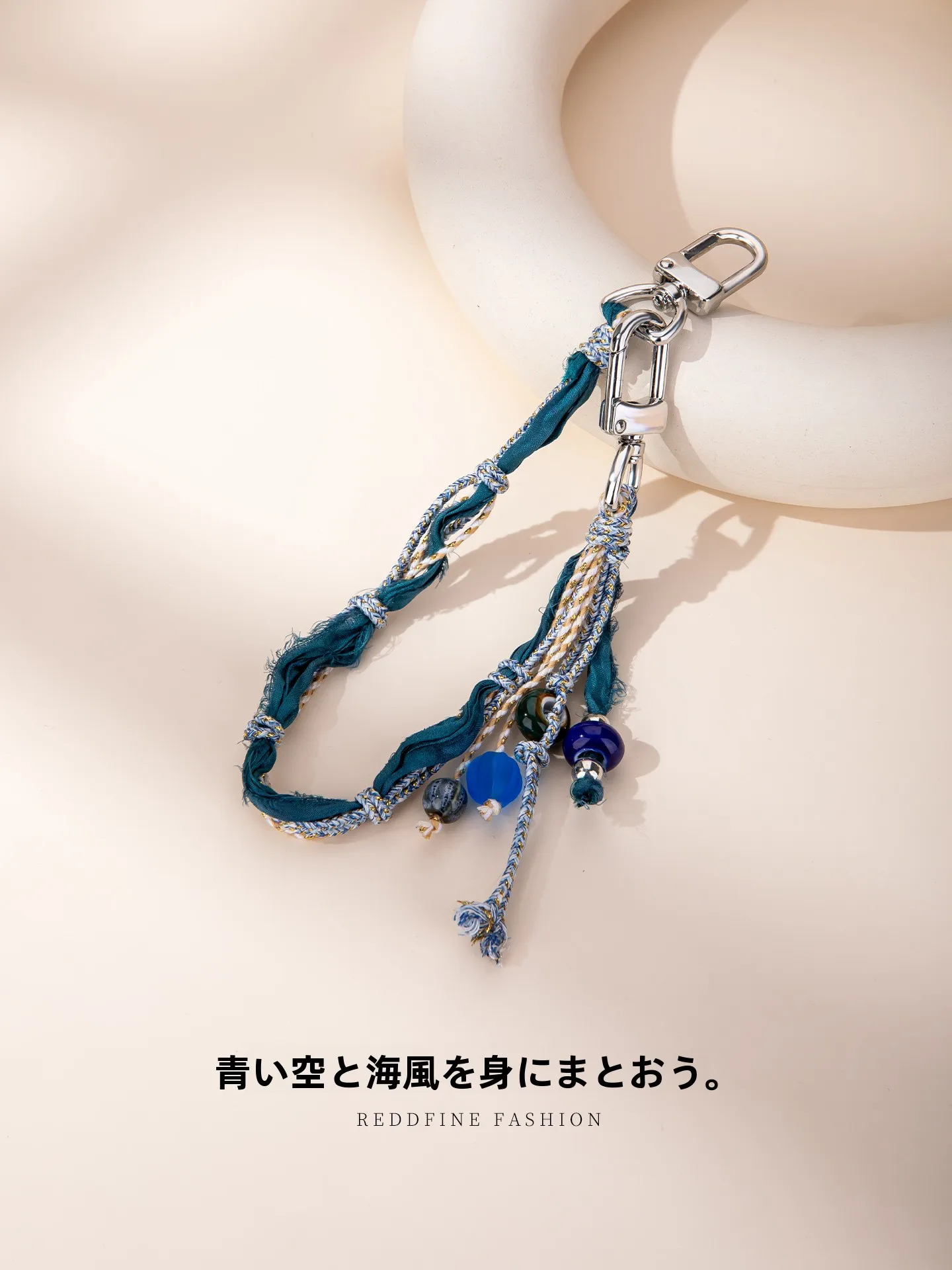 かぎ 編み モチーフ 四角 と 花 の違いは？どちらが日常に溶けやすいのか？