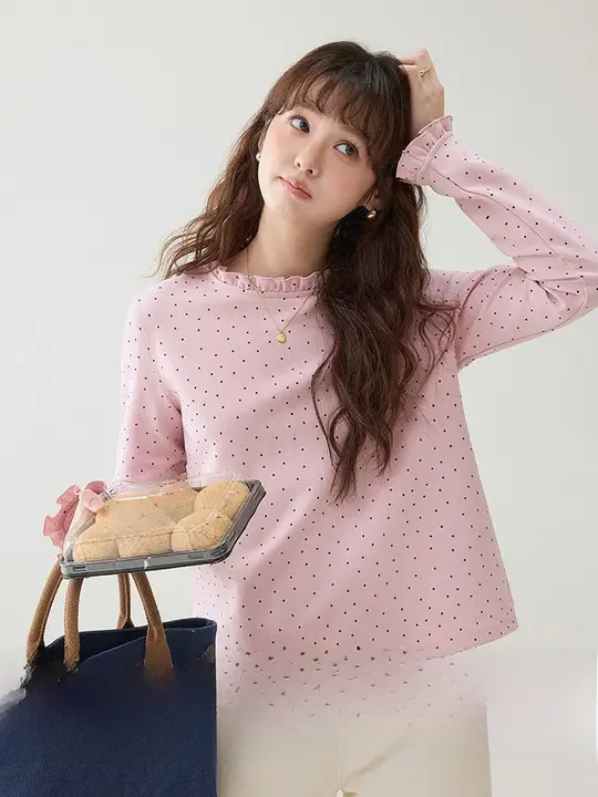 ドットレース長袖ピンクTシャツ【甘美なデザイン・ゆったりシルエット】