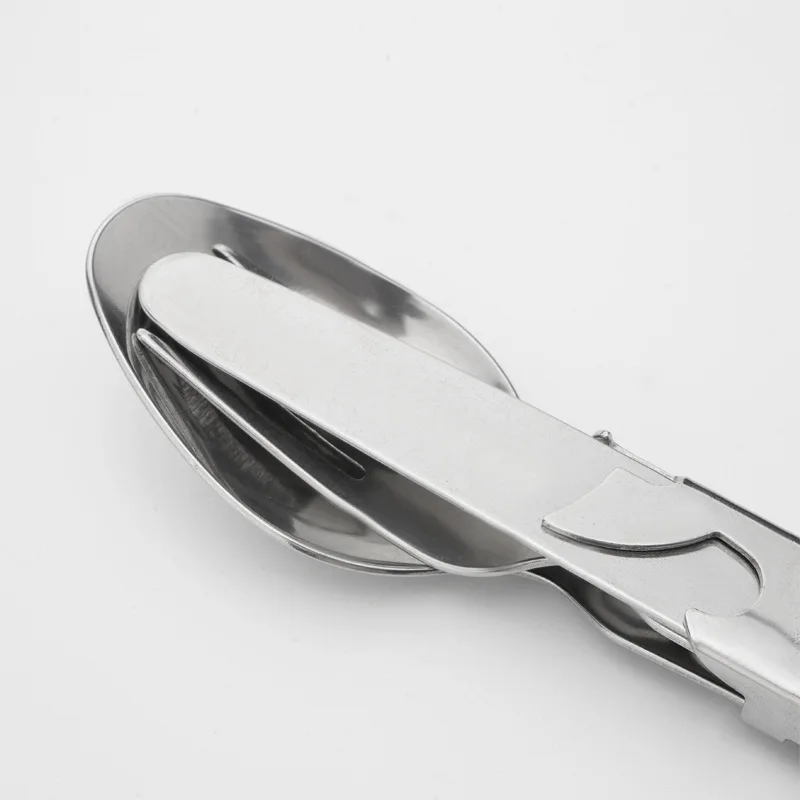 キャンプ道具を節約調達｜実際に使ってみた結果　レトロスタイルのステンレス食器セットが食事の質を変える