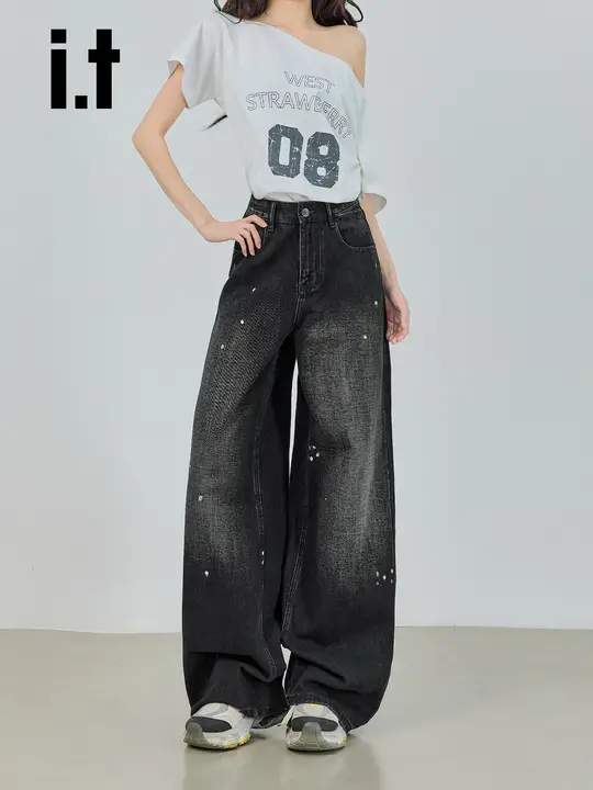 レトロなペイントデザインのワイドレッグデニムパンツ【ハイウエスト・ゆったりシルエット・ストレート】