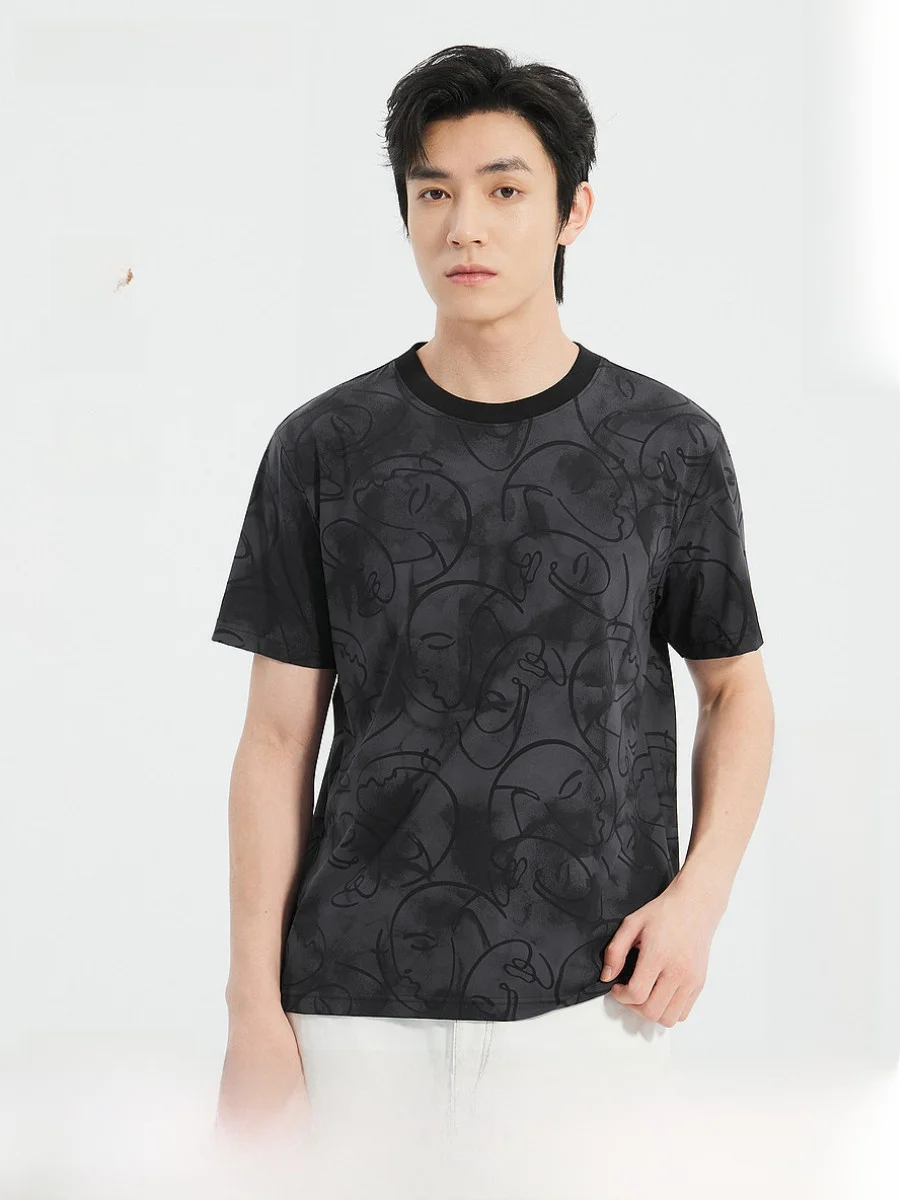メンズ プリントtシャツ フルプリント半袖Tシャツのフィット感と素材特性を徹底解説