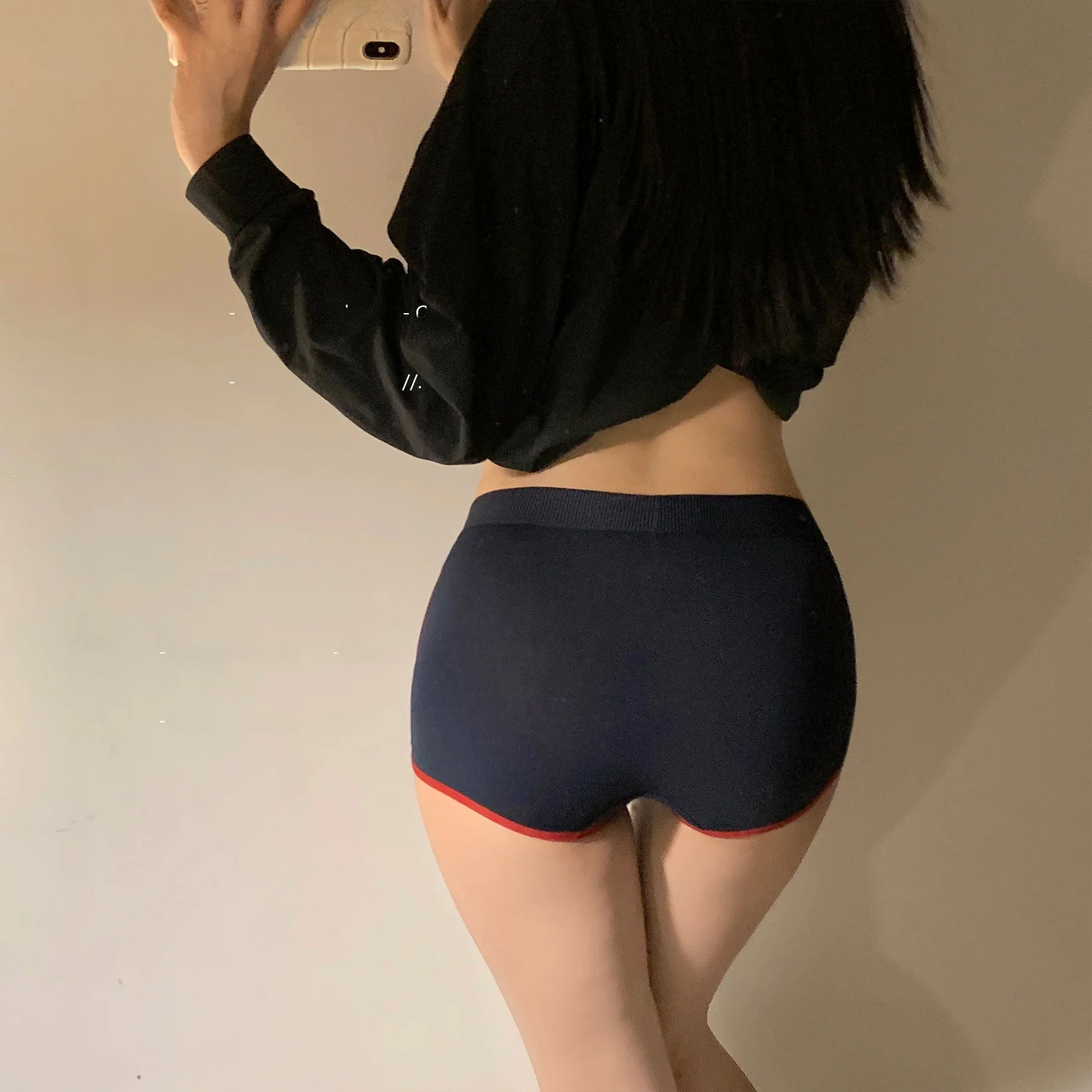 女性用コットンショートパンツ：夏のランニングインナーとしての無痕デザインと通気性の実証
