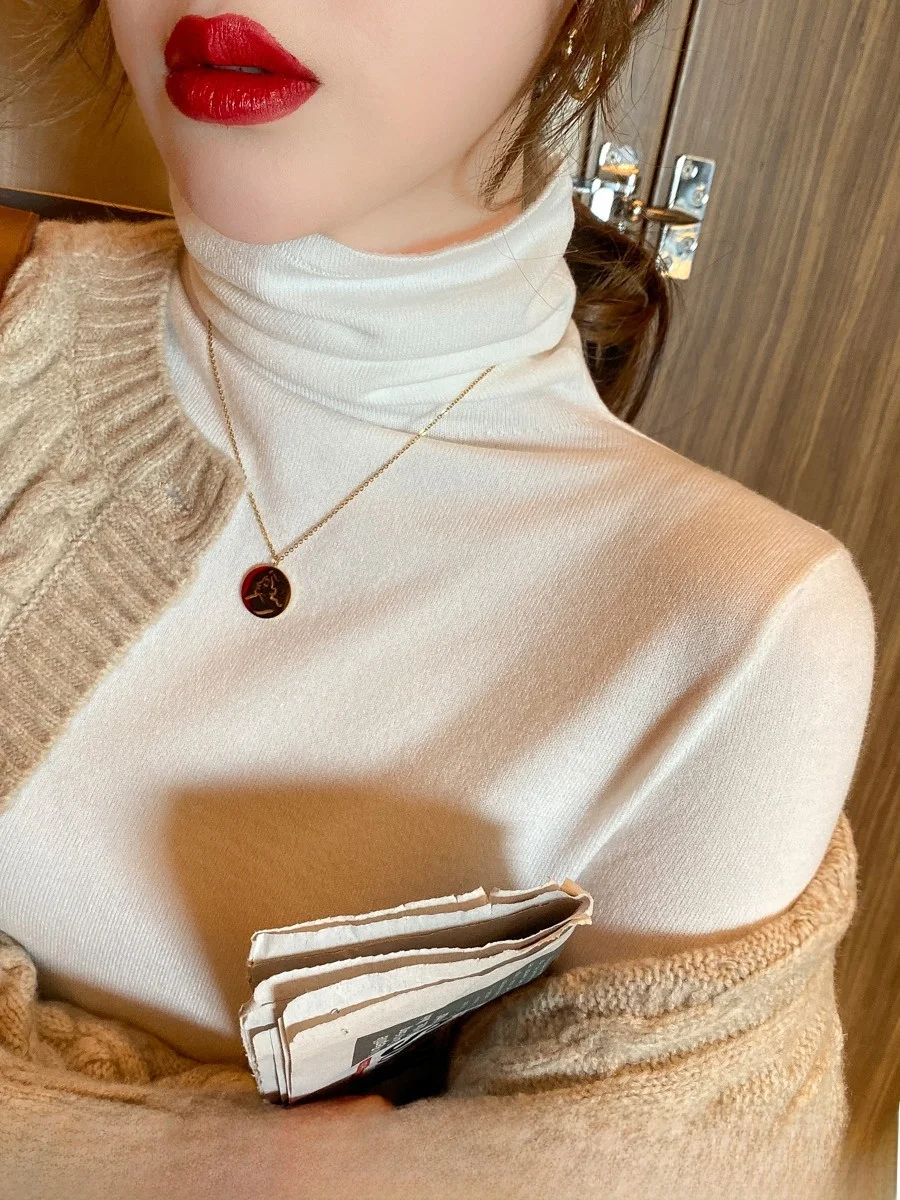 大人可愛い服 40代コーデ | 高領ニットセーターのサイズ・色・在庫の知識