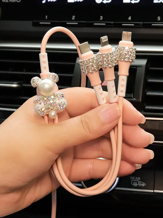 車載充電器 スマートフォン 高級 1対3データケーブル スーパー急速充電