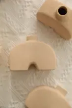MUSe Garden シンプルな粗陶製アーチ型小花瓶【香薰用・マット仕上げ】