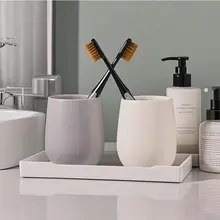 簡素なデザインの陶器製マグカップ【ホテル用・タム刻印対応】