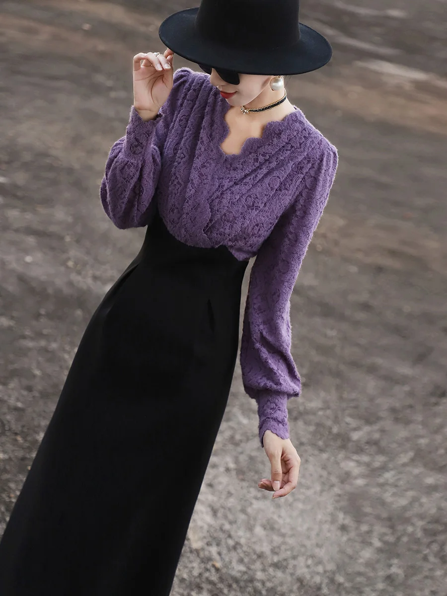 大人可愛い服 50代コーデの完全ガイド｜レース切替Vネックワンピースで実現する上品なスタイル