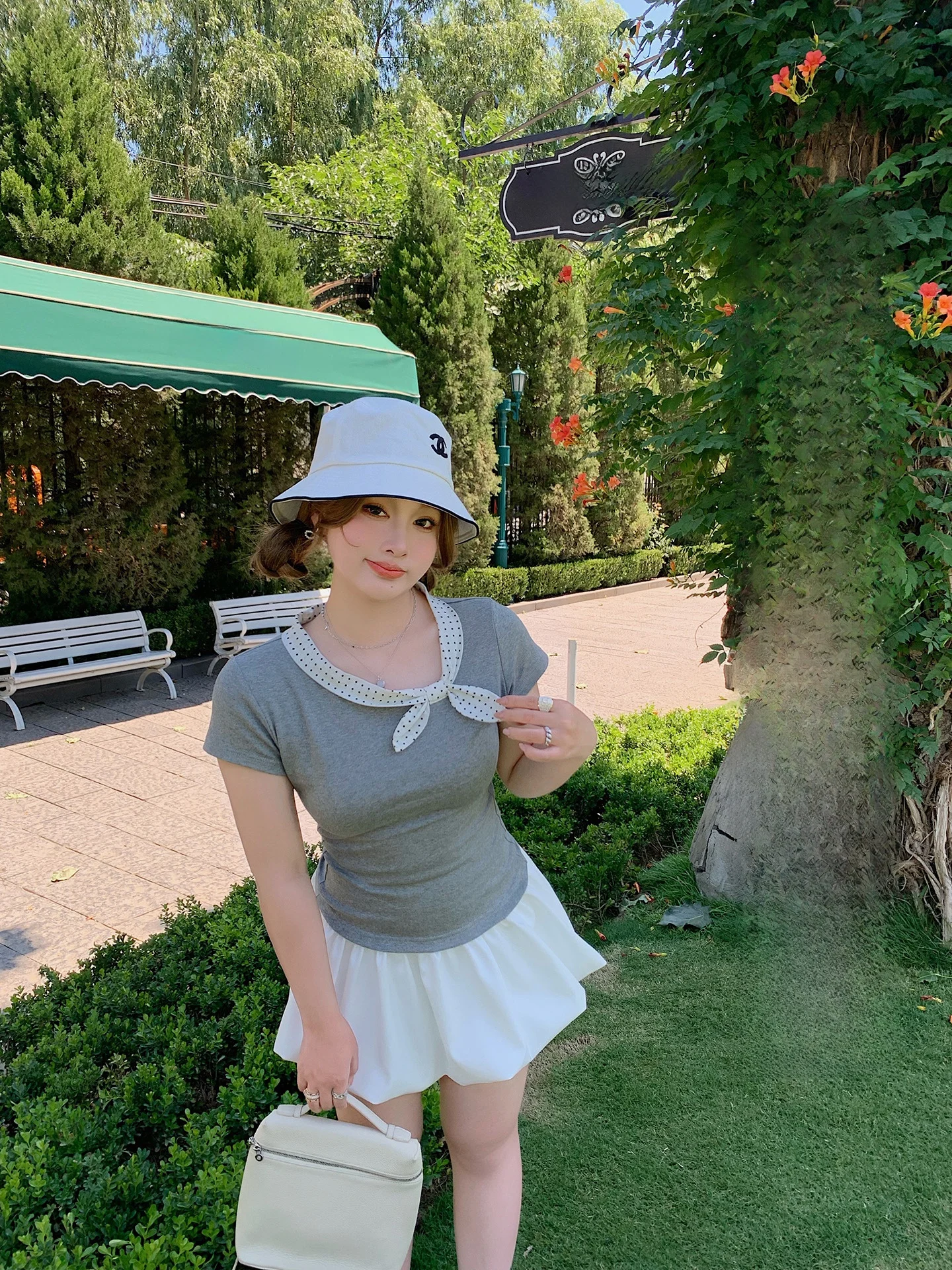 大人可愛い服 50代コーデ 完全ガイド｜色柄・サイズ選びの実践術
