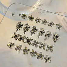 立体ソフトフラワーネイルデコレーション【レトロデザイン・五弁花・華やかな装飾】