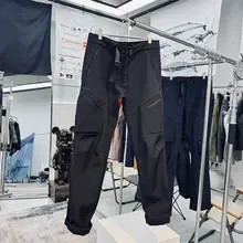 防風性と撥水性に優れた3D立体裁断のメンズアウトドア保温カジュアルパンツ【極上の  柔らかさ・ソフトシェル】