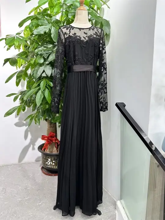 刺繍入りネットチュールドレス【クリエイティブデザイン・フリル付き・秋冬用】