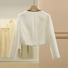 エレガントなデザインの包み仕上げジャケット【春夏・女性用・オフィススタイル】（セットアップ対応）