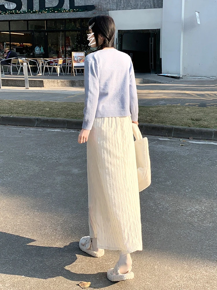 プリーツスカート コーデのバランス術｜トップス選びの秘密を徹底解説