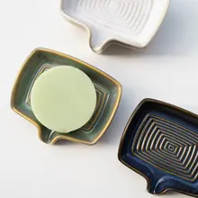 シンプルな陶器製のソープディッシュ【洗面所用・家庭用・おしゃれな収納】
