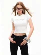 レトロ風クリスタル付きフィット感のある半袖Tシャツ【女性用・クロップド丈・夏用】