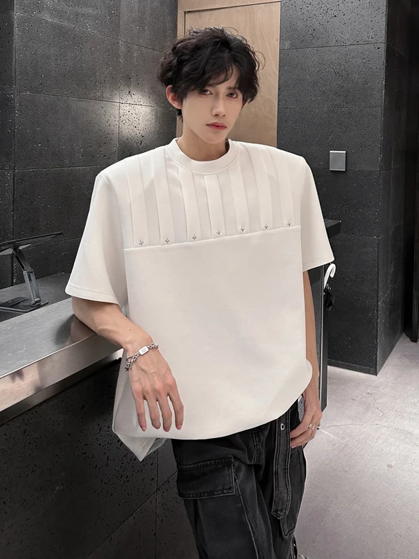 短丈tシャツ メンズの選定基準：Eypia スタイリッシュな小さめ襟Tシャツの実用性と着心地
