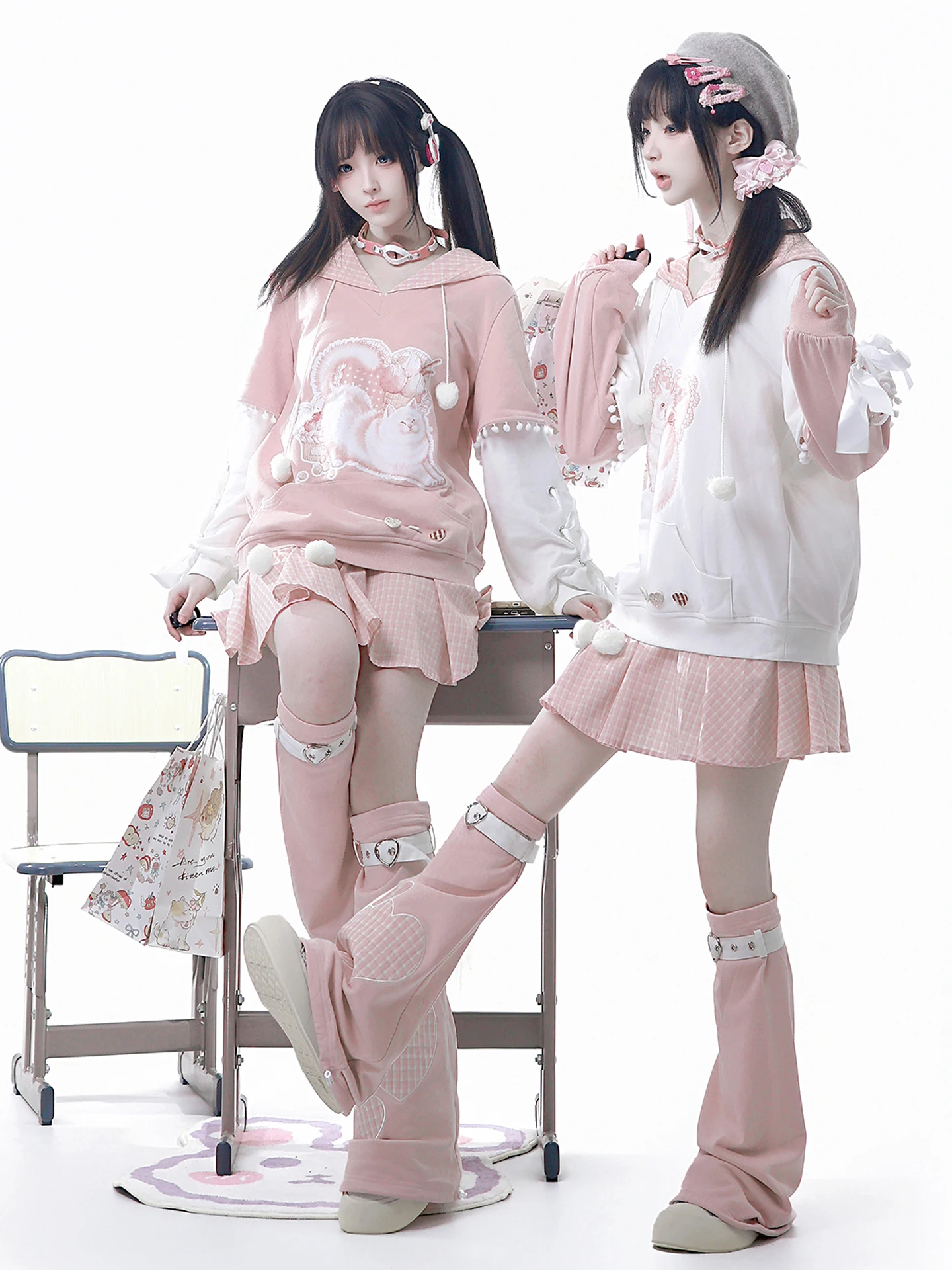 可愛い猫デザインのハート付きリボンセーターとスカート：アクティブキュート似合う服の実用性とスタイル選定ガイド
