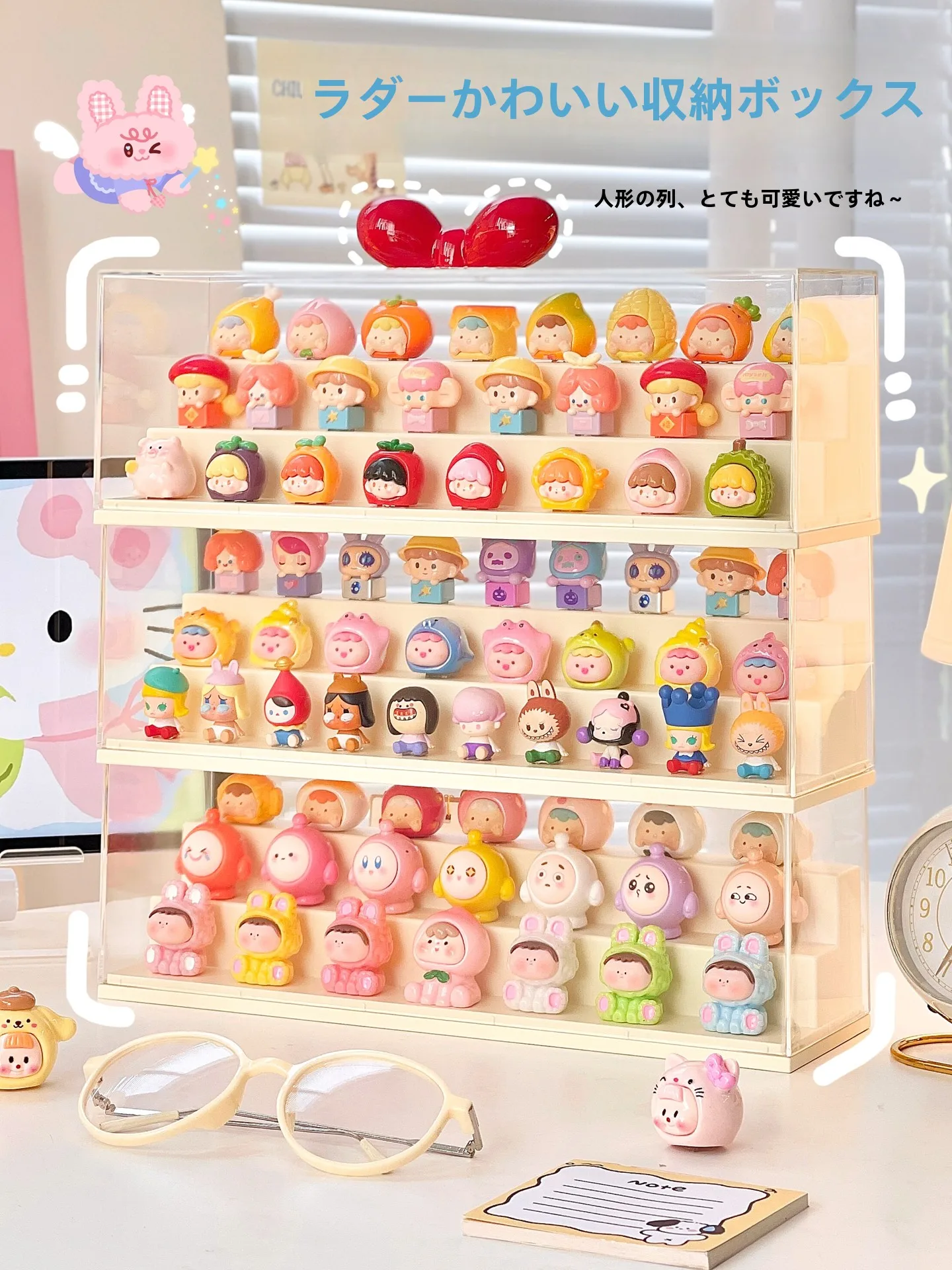 可重ね式キャラクターフィギュア収納ボックス：推しグッズの見せる収納に最適なデスク対応設計