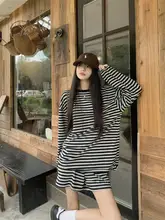 快適なストライプ柄長袖UVカットTシャツとウエストゴムショートパンツ（セットアップ対応）