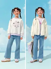 春季用の子供用ストレートデニムパンツ【スリムフィット・フレアデザイン・女の子用】（セットアップ対応）