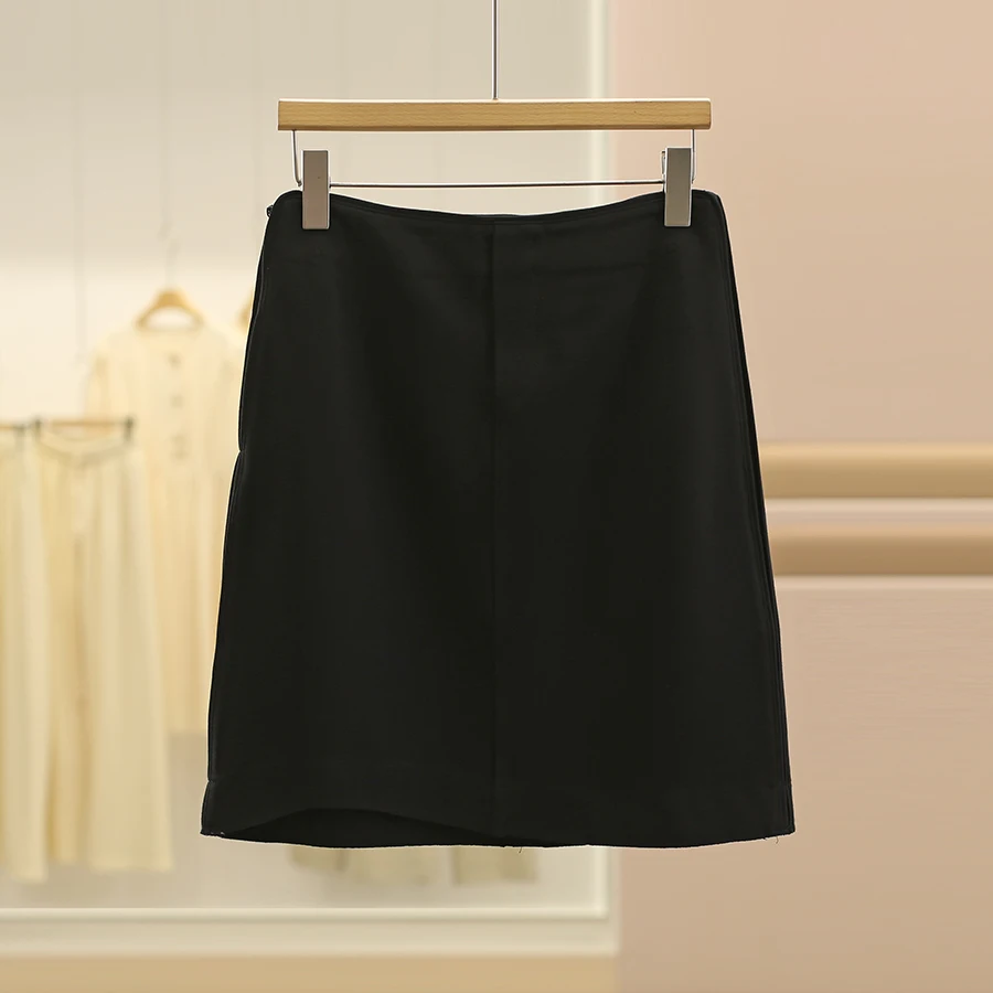 30代の女性が今流行りの服を選ぶとき、どうすれば失敗しないのか？