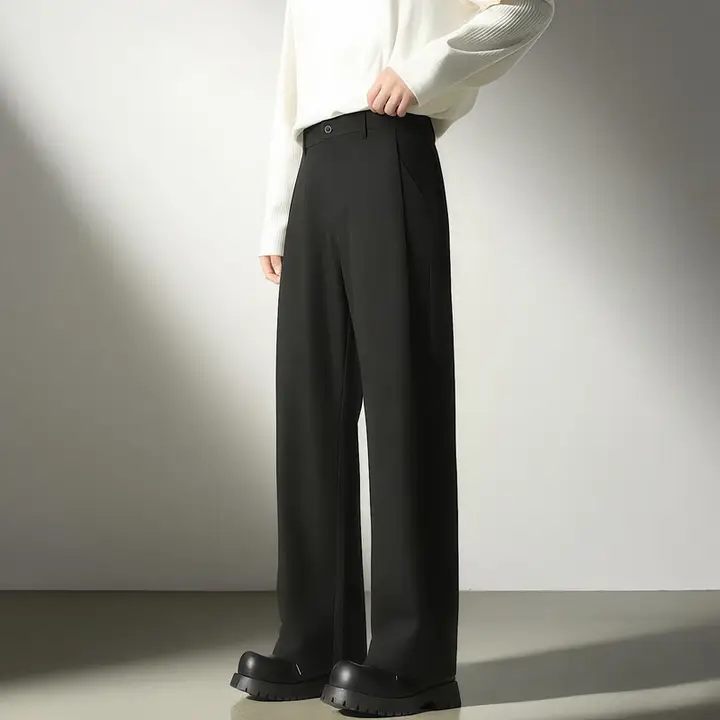 黒のストレートワイドパンツ【秋冬用・厚手・ゴムウエスト・高級感のある落ち感】