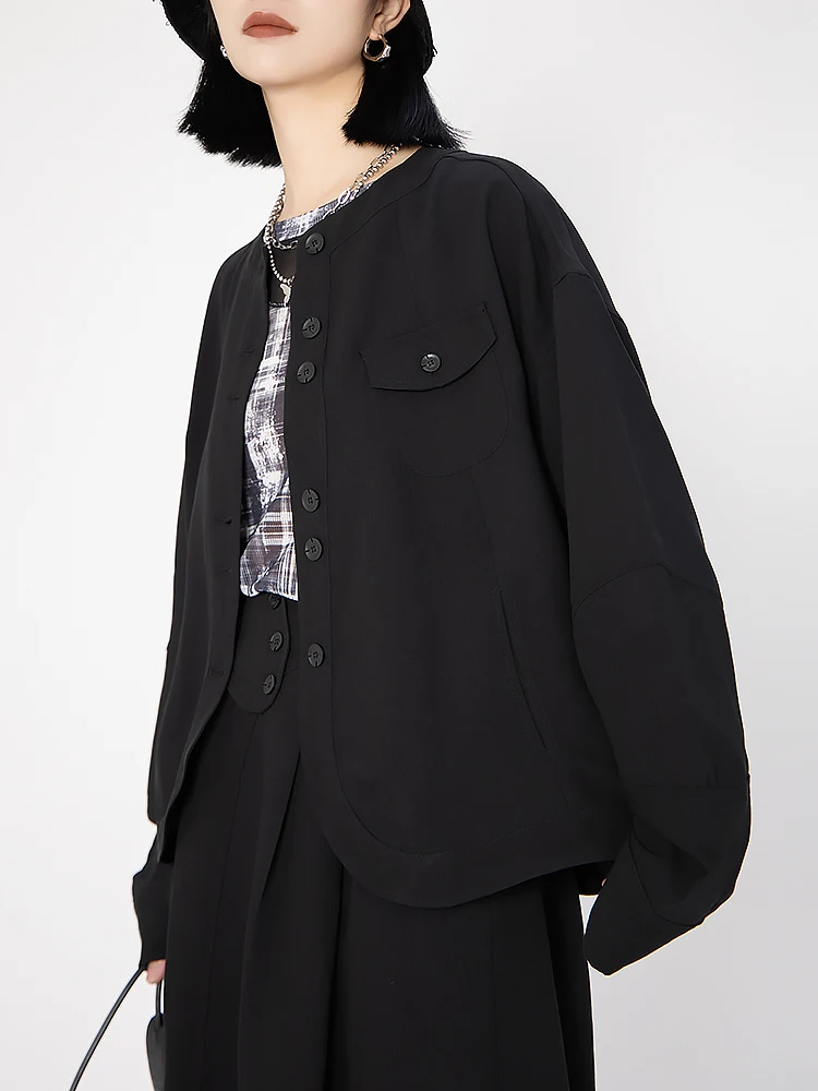 4月の服装 50代 おすすめ3選：季節感と快適さを両立する着こなしの実践ノウハウ
