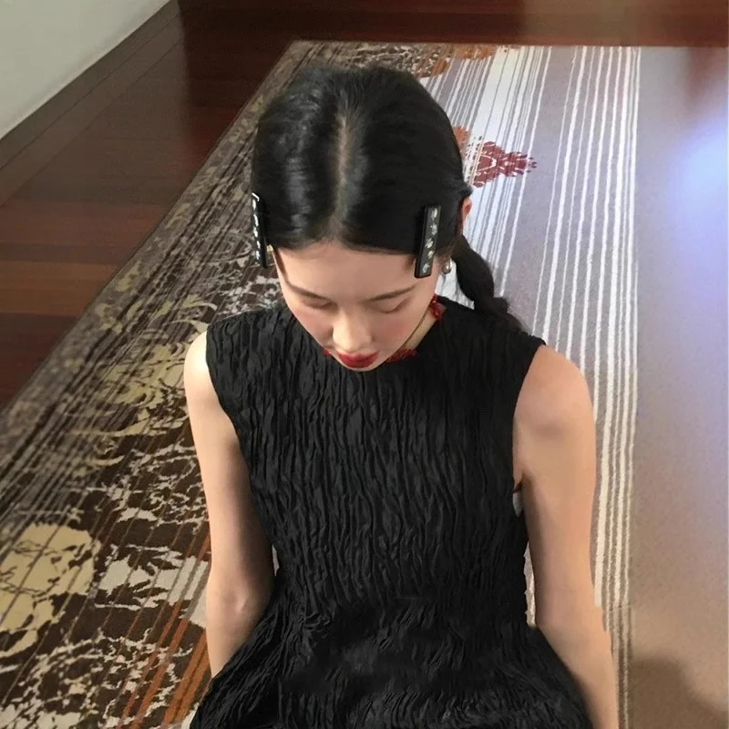ヘアアクセ ボブ用の朝顔デザインヘアクリップ：民族風の花飾りがサイドバングに最適な理由