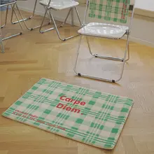 グリーンチェックのヴィンテージデザインラグ【リビング・寝室用・毛足の柔らかさ】