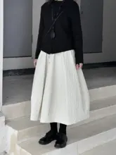 高腰のワイドシルエット 花苞スカート【ピンタックデザイン・中丈・フレア】