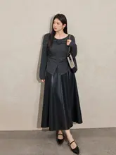 通勤に最適なPUレザー製ハイウエストAラインスカート【大きいサイズ・ミディ丈】（セットアップ対応）