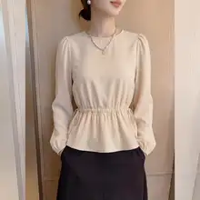 洗練されたデザインのブラウス【春夏用・高級感・大きいサイズ】