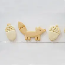 かわいいキャラクター型クッキー型【松ぼっくり・リス・キツネ・DIY・押し付け式】