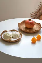 藤編の果物トレイ【インスパイア・浅口・小さな菊のデザイン】