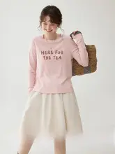 甘いピンクのロゴプリントTシャツ【レディース・春用・長袖・スリムフィット】