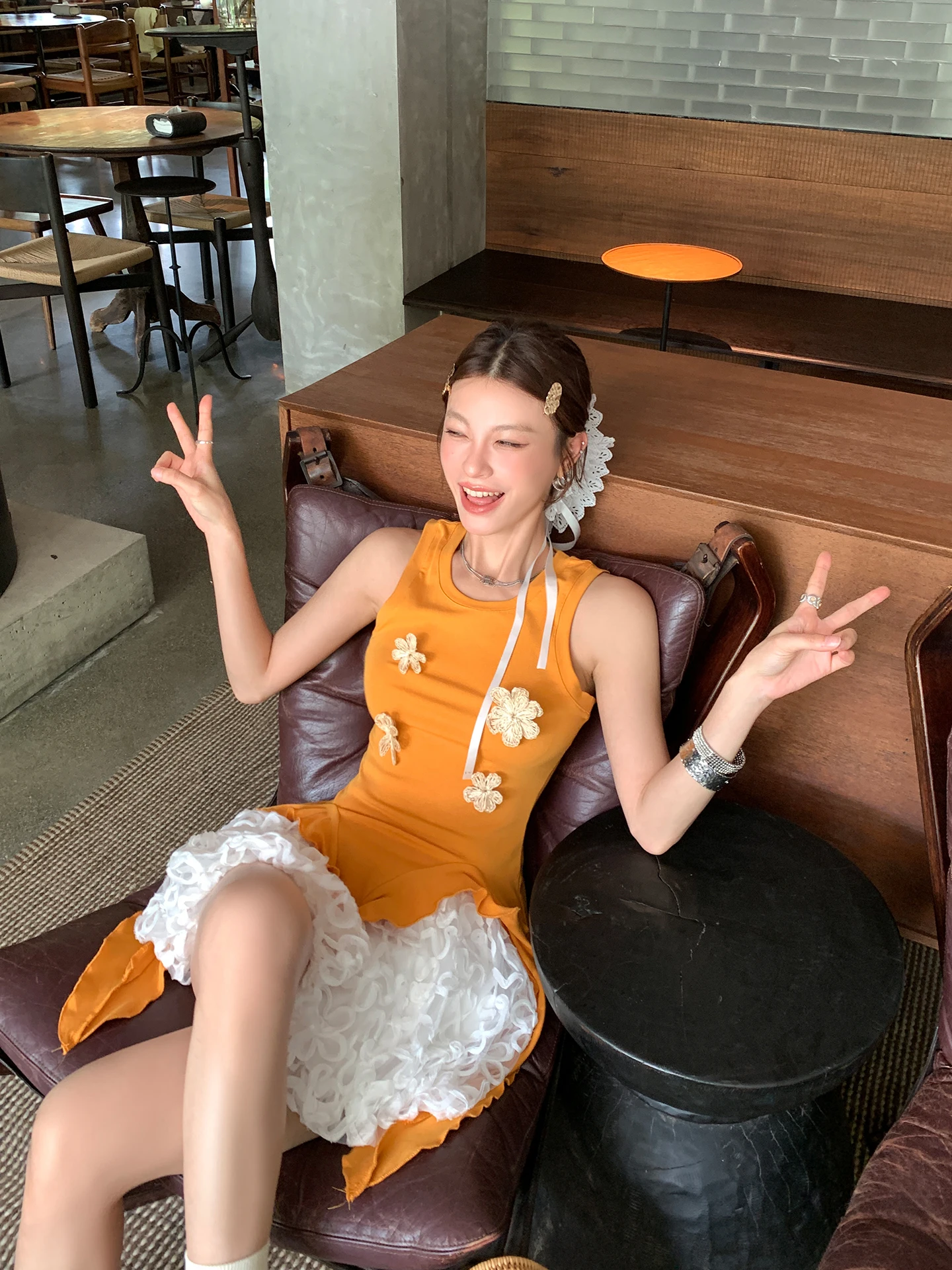 水色トップスは本当に夏に合うのか？実は、肌触りとファッション性のバランスが鍵だ