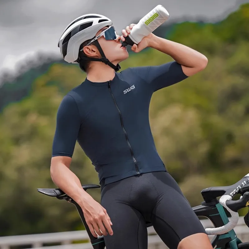 自転車速度の実際：ショートスリーブサイクリングウェアの性能と使用シーン