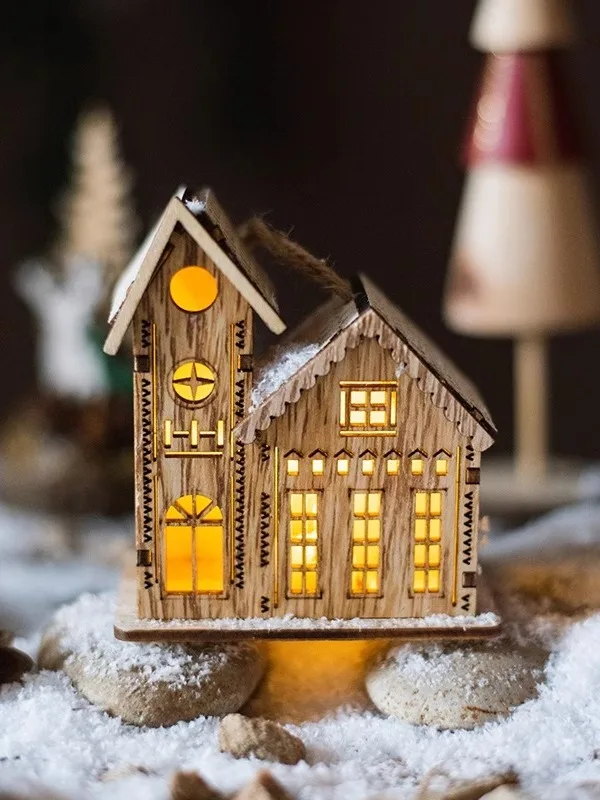 雪景色の小屋デザインクリスマスツリー飾り：xmasとx'masの違いを解説
